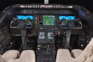 Hawker_400XP_Cockpit_Light-Jet_Legacy_Aviation_Private_Jet_NetJets_Jet_Charter_TEB_VNY_MIA_PBI_FRG_SFO_FLL_FXE_BED-simply-dominican